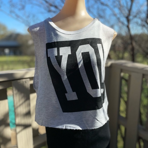 Wet seal YO crop top grey size medium sleeveless hem cut off t-shirt women’s* - Picture 7 of 7